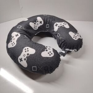 Gamer Foam Neck Travel Pillow